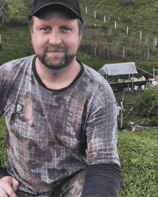 Guilherme Rathunde no Sítio Mirante da Pedra, em Campo Largo, Paraná